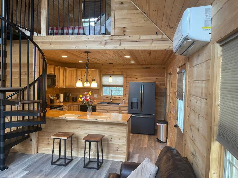 Chalet Cozy 1 Bedroom In The Heart Of